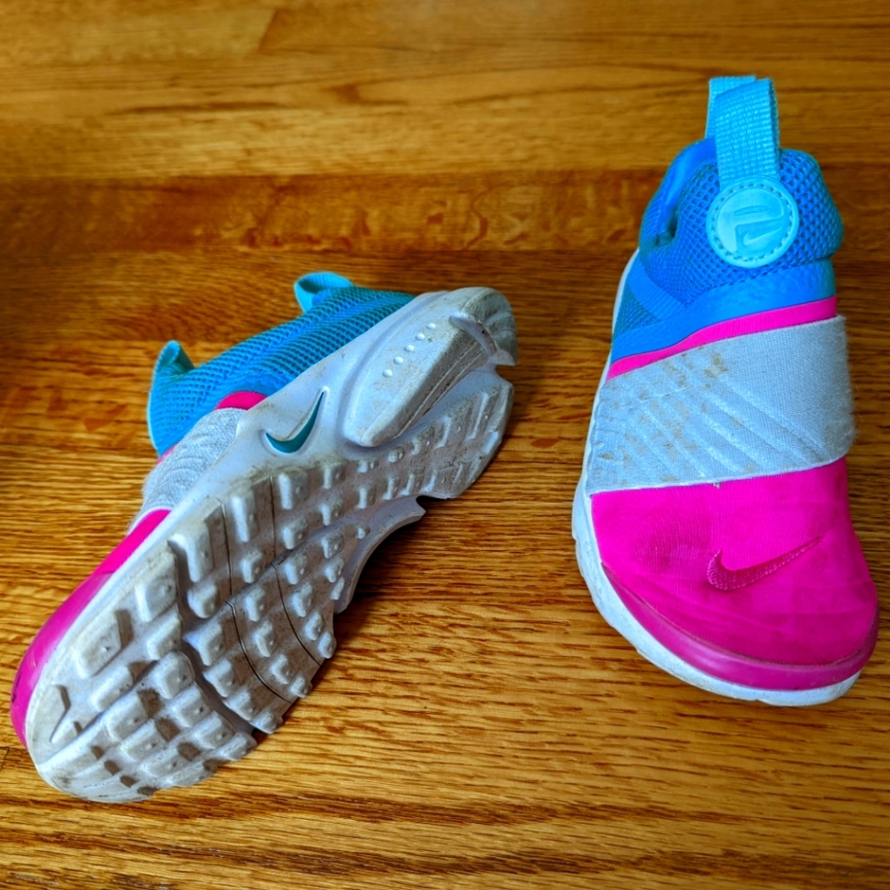 Nike slip on sneakers